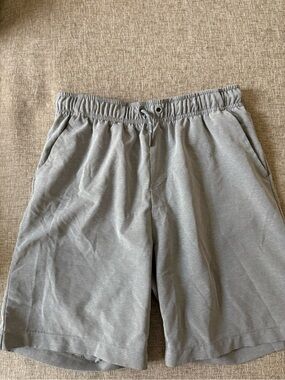 Vineyard Vines Men's Light Gray Athletic Drawstring Shorts
